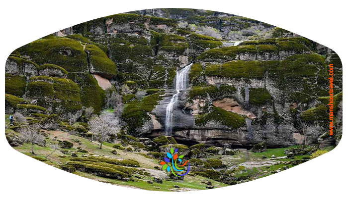 آشنایی با پارک جنگلی مخملکوه خرم آباد  مخملکوه نام کوهی بلند در ارتفاعات شمال شرق خرم آباد است که به تنگ شبیخون نیز شهرت دارد.