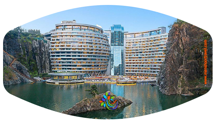 هتل اینترکانتیننتال شانگهای واندرلند، اولین هتل زیرزمینی دنیا محسوب می‌شود که در داخل یک معدن متروکه قرار دارد و به تازگی در شانگهای چین افتتاح شده است. این هتل در رشته کوه ششان قرار دارد 