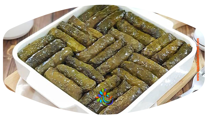 آذربایجان کشوری باستانی است که به سبب طبیعت چشمنواز، مردمان خونگرم و دوست داشتنی، فرهنگی مشابه و البته فاصله بسیار کمشان با ایران، بسیار مورد توجه گردشگران می باشد. در این میان نباید غذاهای خوشمزه و متنوع آذربایجان را از قلم انداخت.