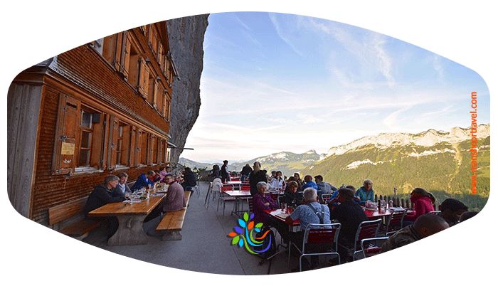 رستوران های عجیب جهان:رستوران درختی تایلند در شهر (( کو کوود )) یکی از جالب ترین رستوران دنیا است. این رستوران در اقامتگاه‌های لوکس برند «Soneva» همه در کنار آب‌های فیروزه‌ای اقیانوس ساخته شده‌اند