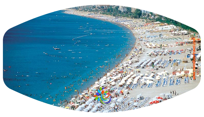 در این مطلب یکی از محبوب ترین پلاژهای ترکیه را معرفی خواهیم کرد. پلاژهای ساحلی کنیا آلتی یکی ازمحبوب ترین جاذبه های گردشگری آنتالیا است که سالانه گردشگران بسیاری را برای تفریحات آبی، گرفتن حمام آفتاب، شکم گردی به سوی خود می کشاند.